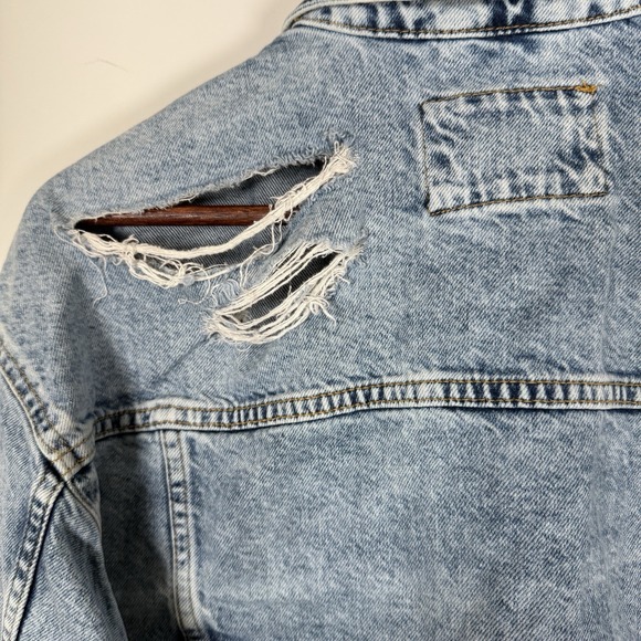 Forever 21 Women's Blue Denim Jacket Crop Distressed Medium Wash‎ Size Small - Picture 7 of 7